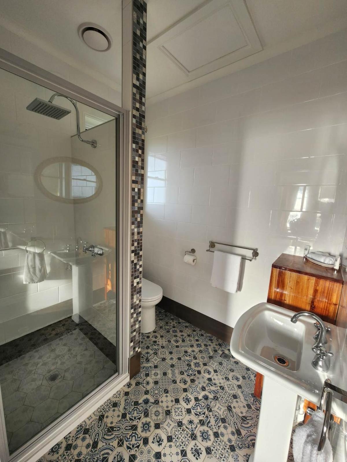 Alexandria Bed And Breakfast Wynyard Room photo